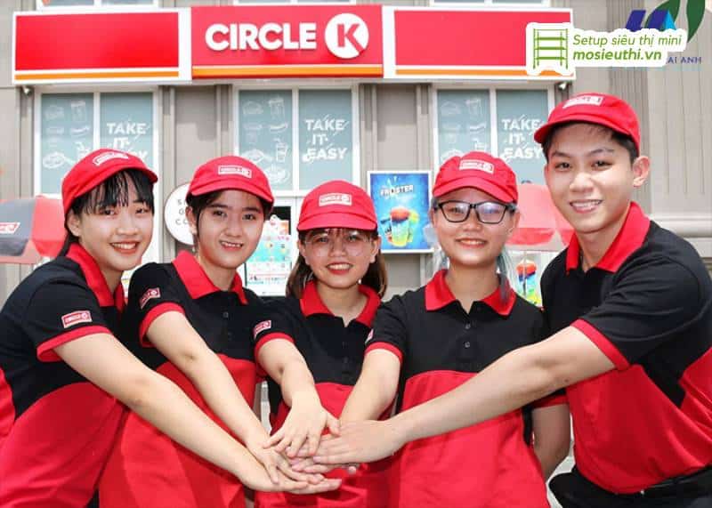 Circle K luôn chú trọng đến việc đào tạo và phát triển đội ngũ nhân viên.