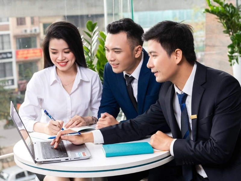 Một đơn vị tư vấn mở siêu thị chuyên nghiệp sẽ giúp bạn tiết kiệm rất nhiều thời gian